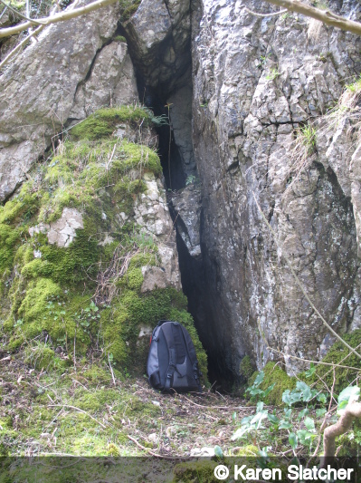 Entrance of Nab Dale Fissure