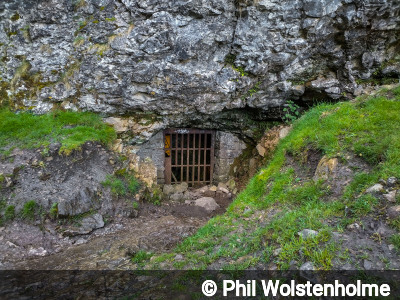 Entrance of Cave Dale Cave No 8