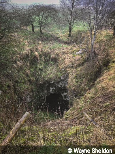 Entrance of Little Bull Pit